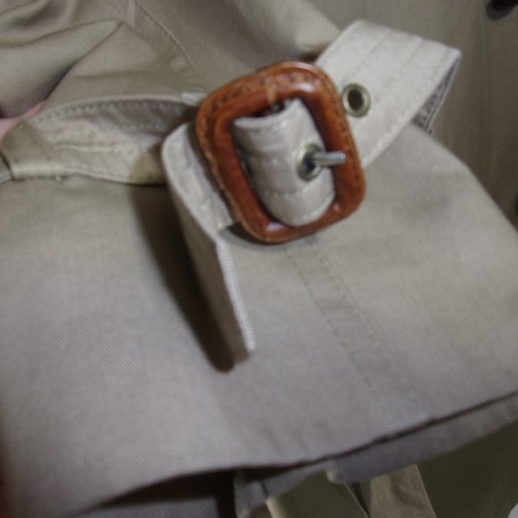 Barston's Overcoat  Khaki Double Breasted with belt - Picture 4 of 8